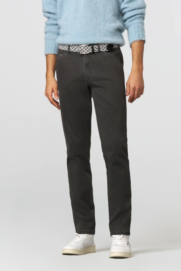 Pantalon toile grande taille Meyer Chicago vert bouteille.